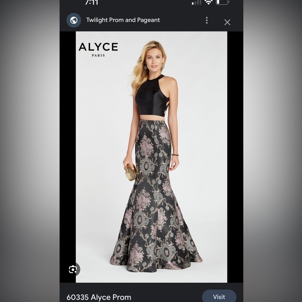 Formal 2 piece gown. Classy, Unique, Sophisticated!